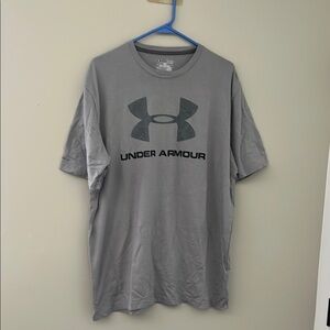 Under Armour Gray Short Sleeve Tee